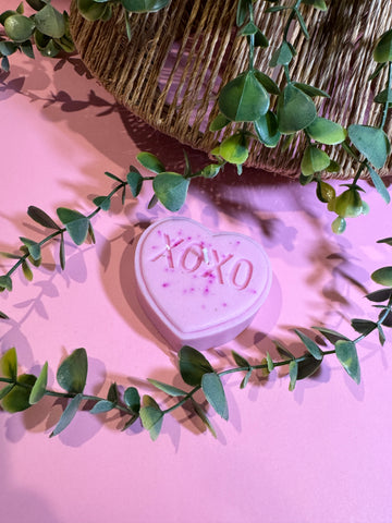 XOXO Heart-Shaped Candle - Romantic Soy Wax Candle with Hugs and Kisses Design