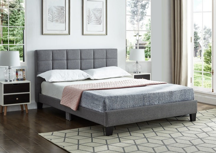 IF 5423 - Grey Fabric Bed - Queen / Grand Lit